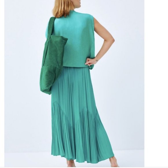 Zara Skirts Zara Satin Maxi Skirt In Turquoise Poshmark